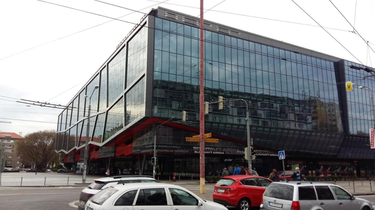 Apartment Cherry Bratislava & Free Parking Eksteriør billede