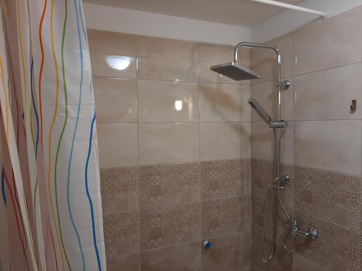 Apartment Cherry Bratislava & Free Parking Eksteriør billede